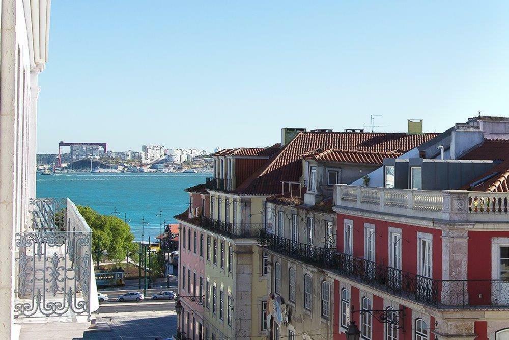 Luxury T.M. Flat With A View Apartment Lisbon Exterior photo